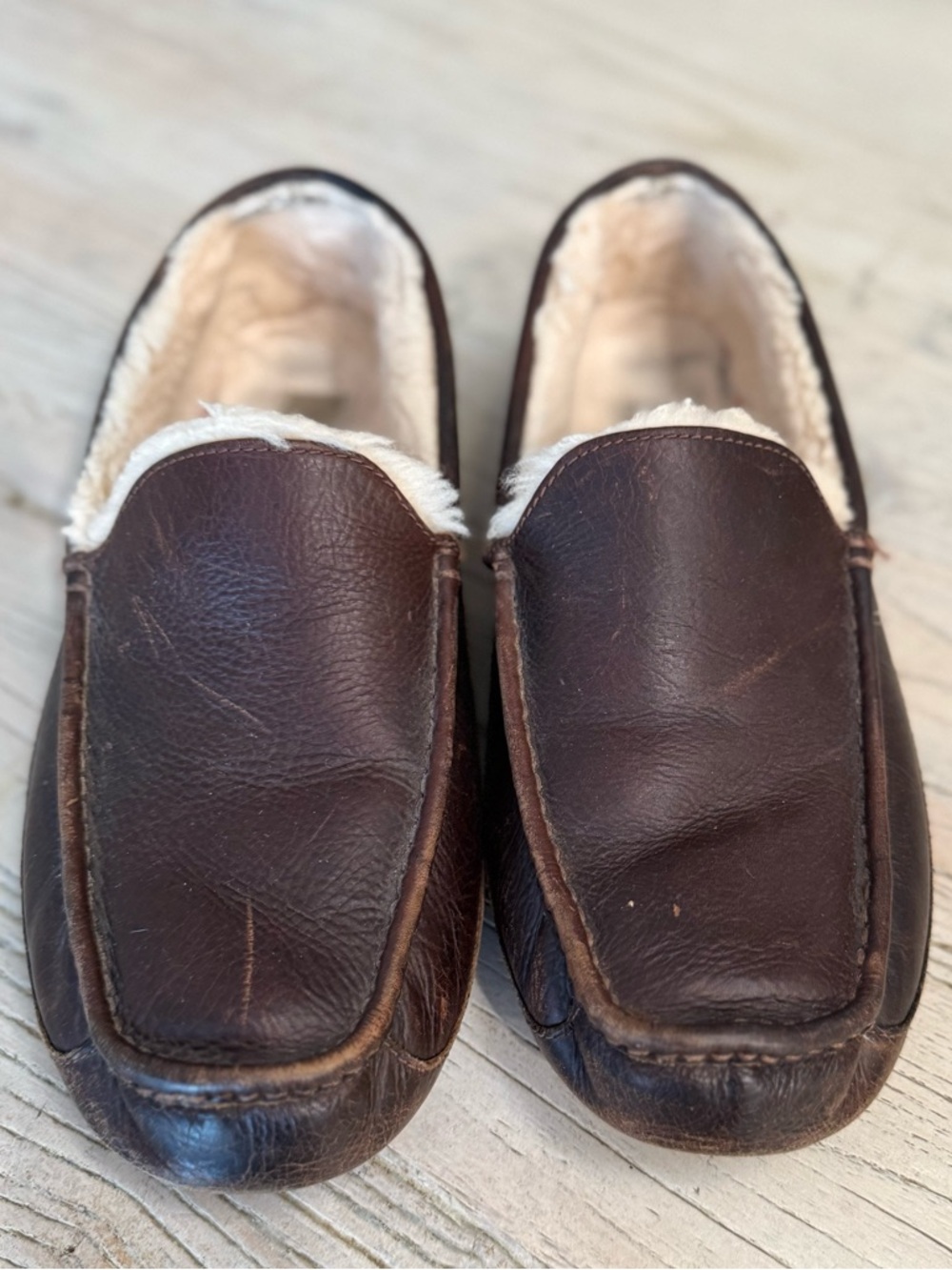 Men’s Ugg Slippers size 13